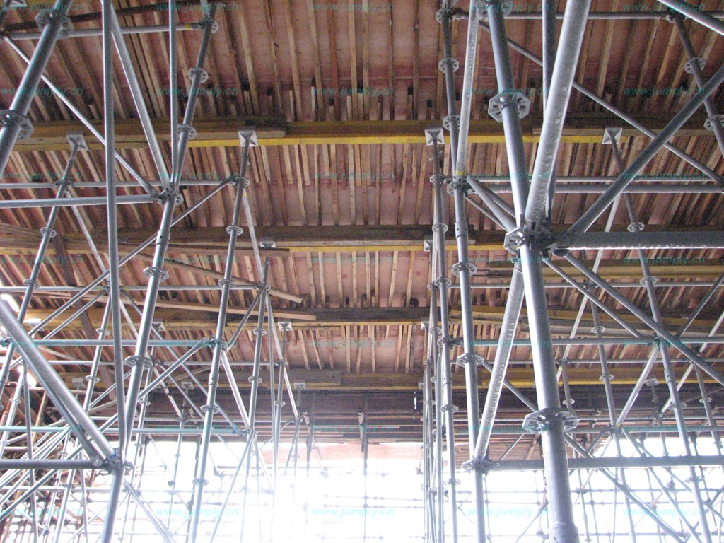 建筑腳手架的搭建需要注意到哪些細(xì)節(jié)問(wèn)題？